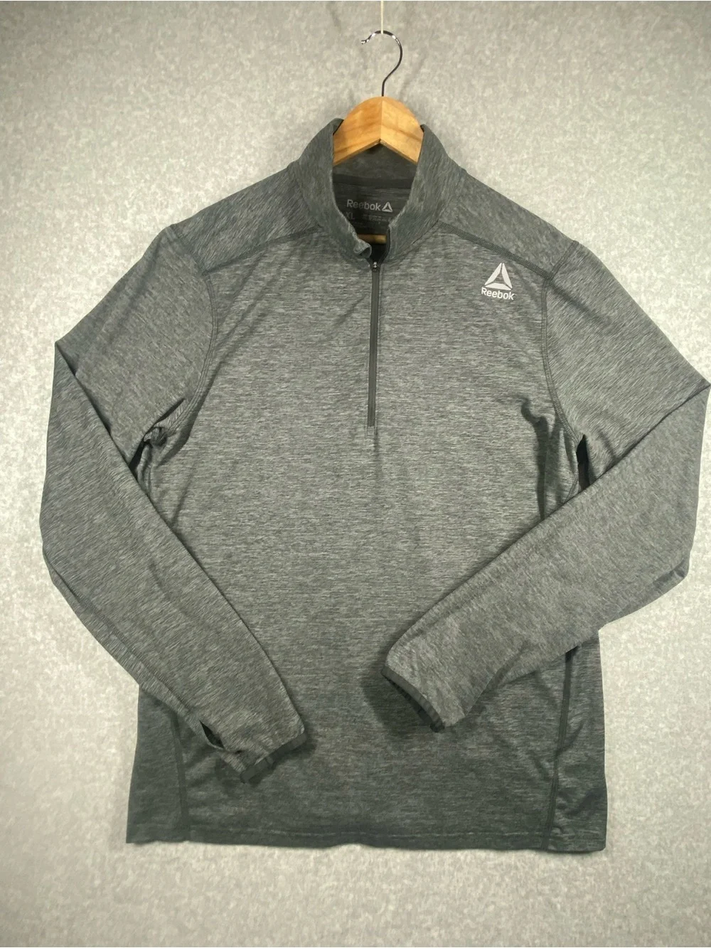 Reebok Men's Heather Gray Half-Zip Performance Top Size XL Athletic long sleeve